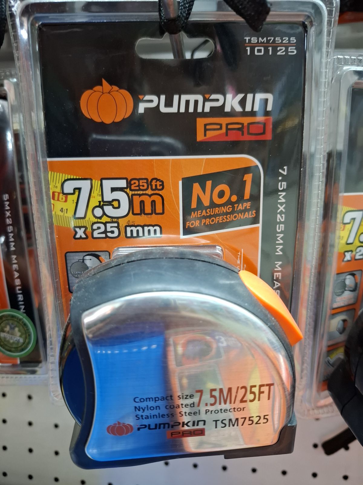 10125 ตลับเมตร 7.5ม.*2.5 มม. PUMPKIN PRO TSM-7525