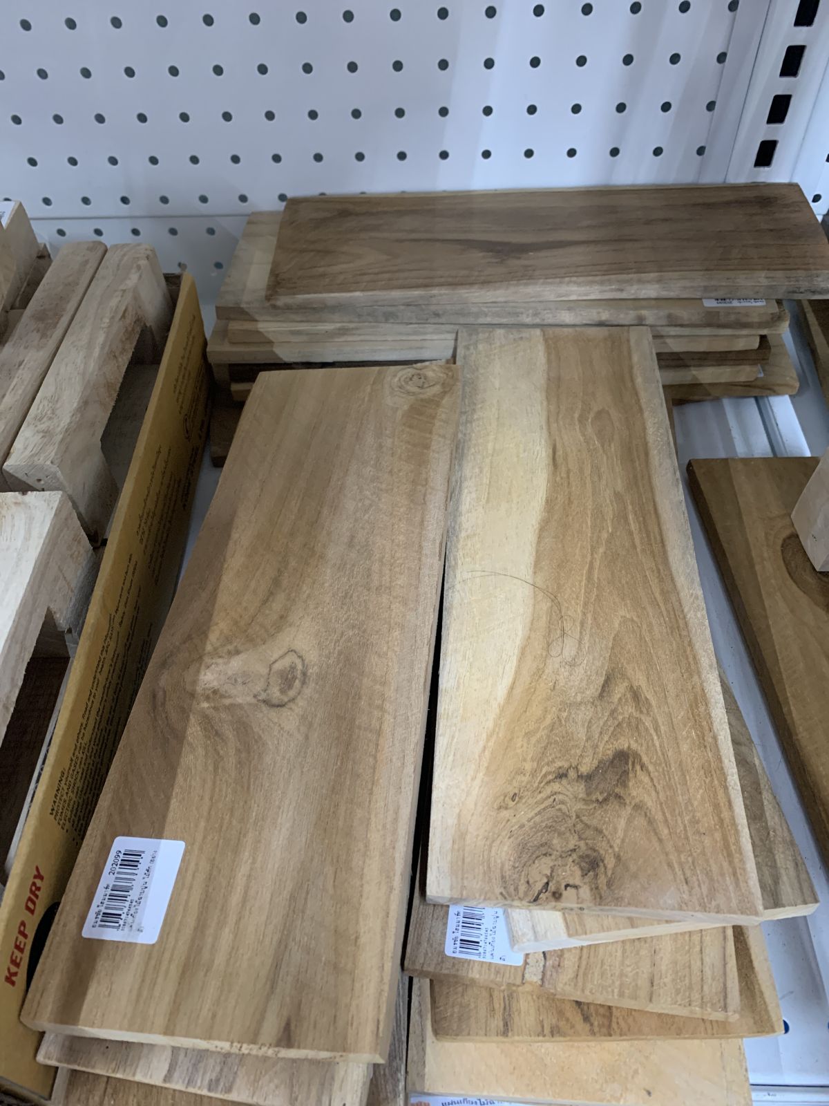 แผ่นเกียงไม้ฉาบปูน ไม้สัก (อย่างดี)