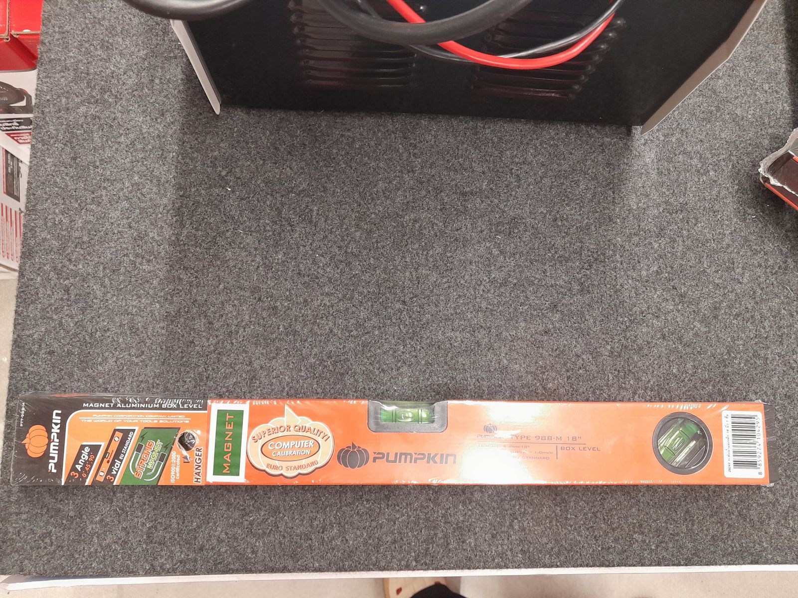 28243 ระดับน้ำแม่เหล็ก Pumpkin 18"