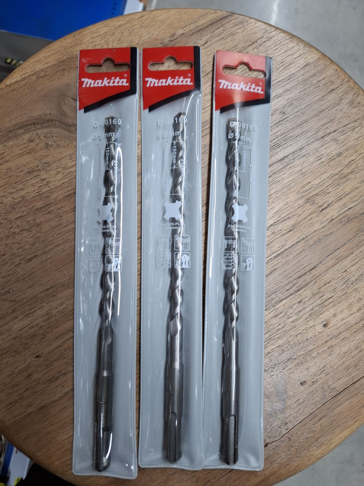 ดอกสว่านโรตารี makita แท้ 9*210 D-00555