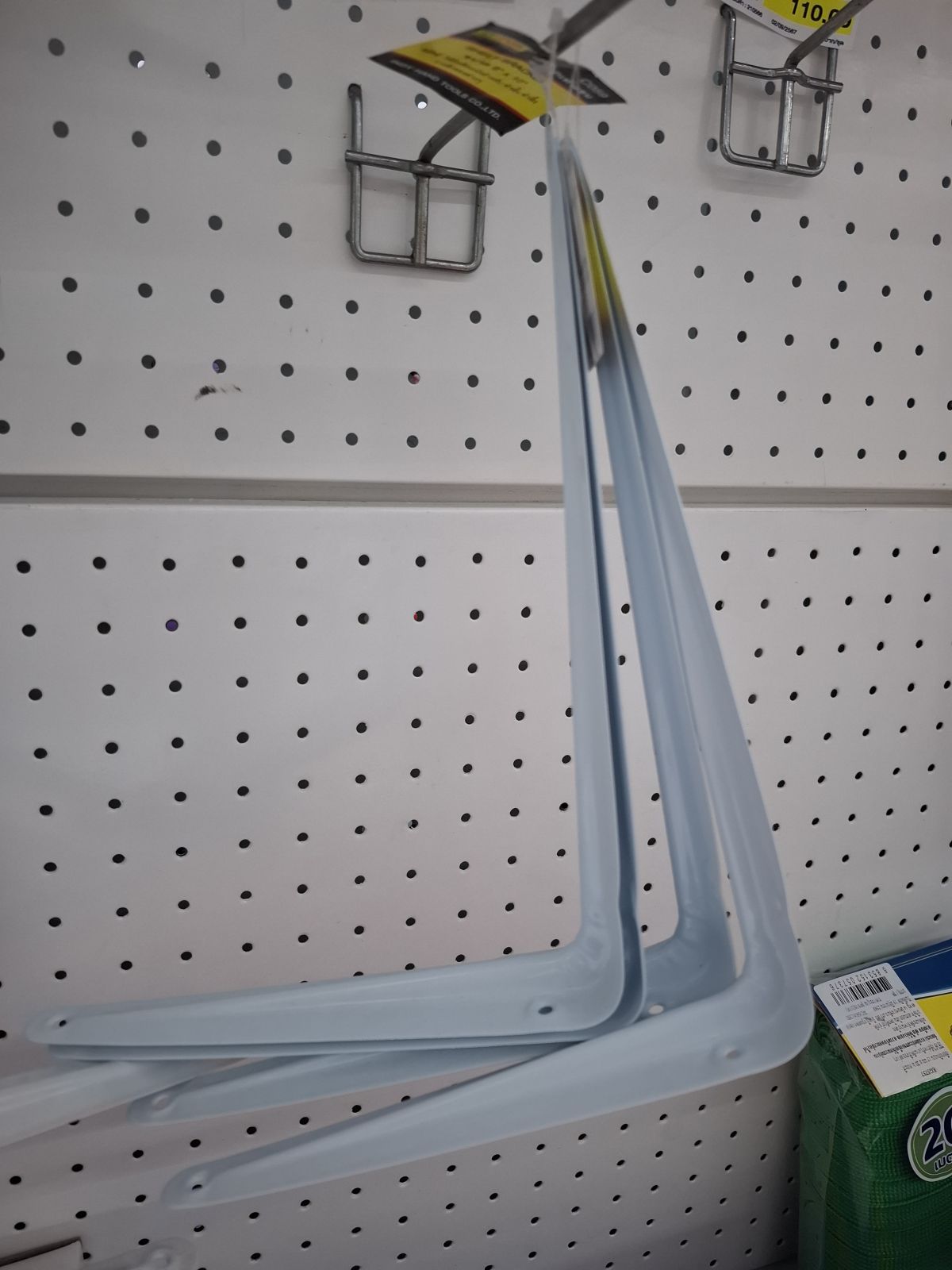 C059 ท้าวแขนขาว 8"*10"  AT INDY (คู่)