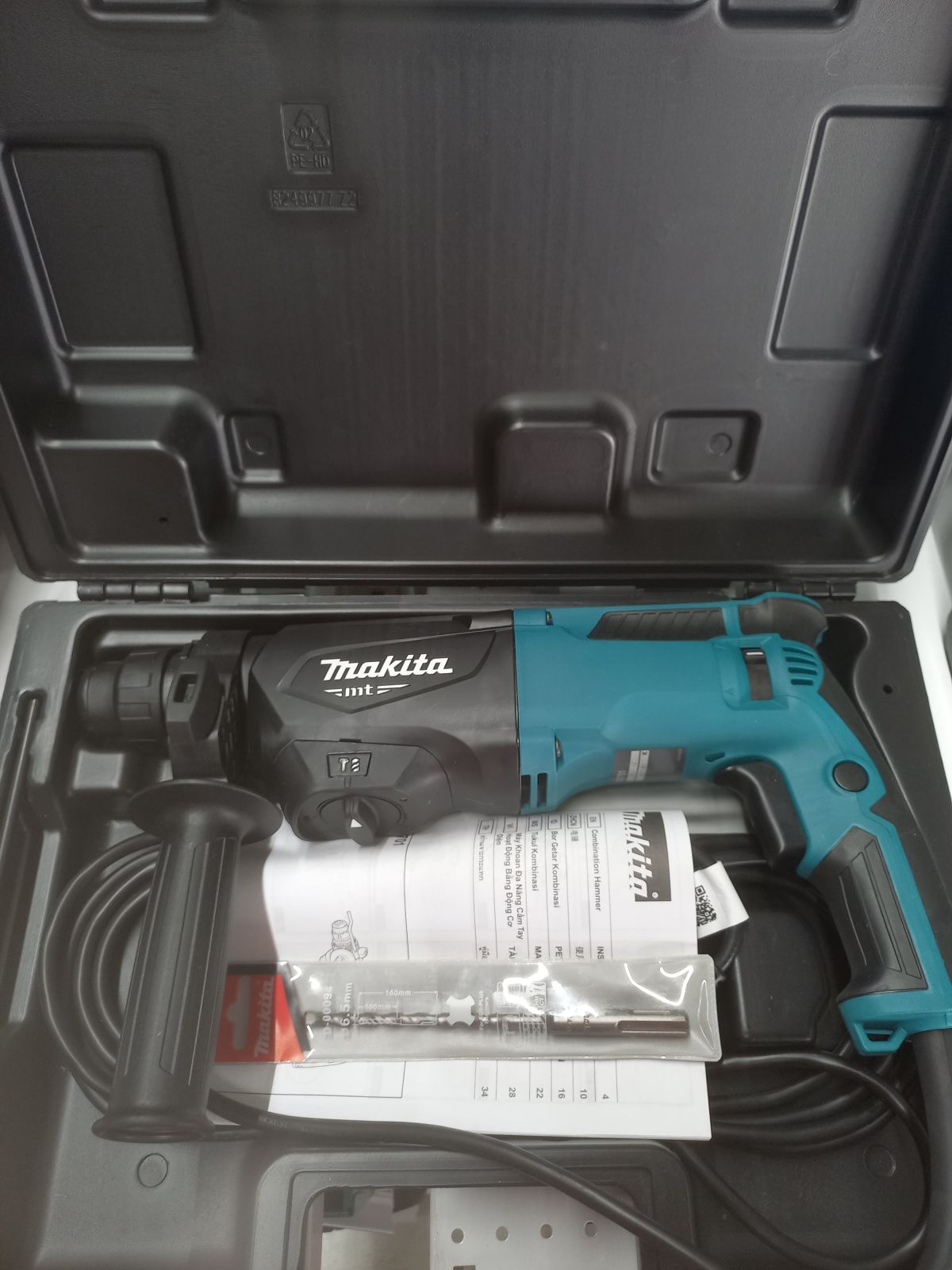 สว่านกระแทก makita 1/2" M8103KX1B (430W)