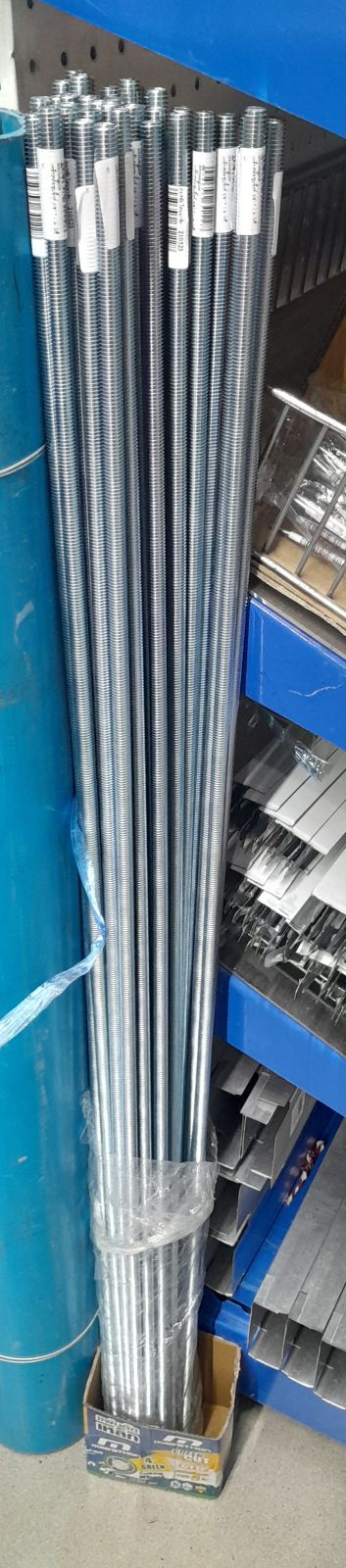 เหล็กสตั๊ดชุบซิ้งค์ 3/8" * 1 ม. (เส้น)