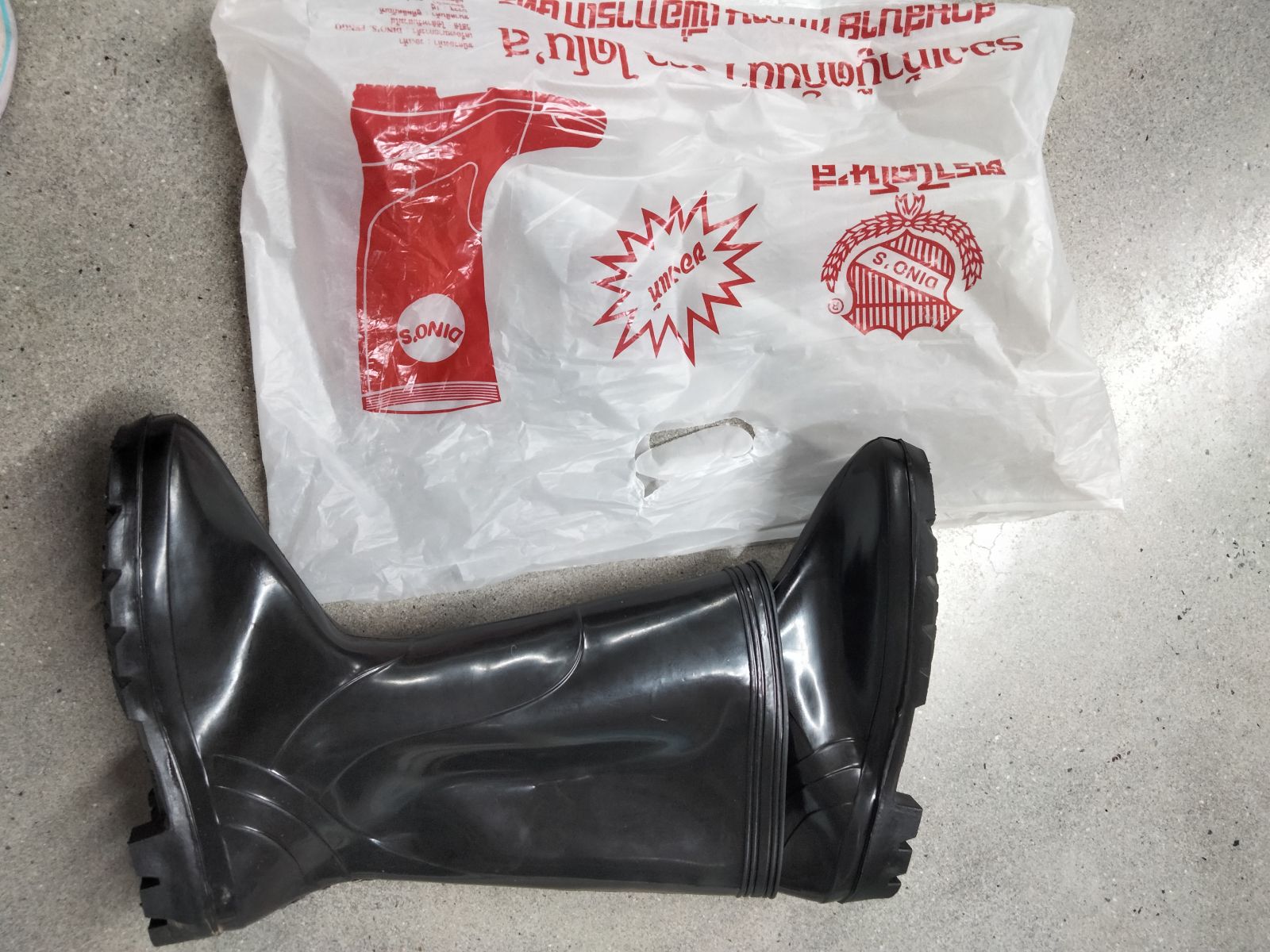 รองเท้าบู๊ทไดโนส ยาว เบอร์ 10.5 