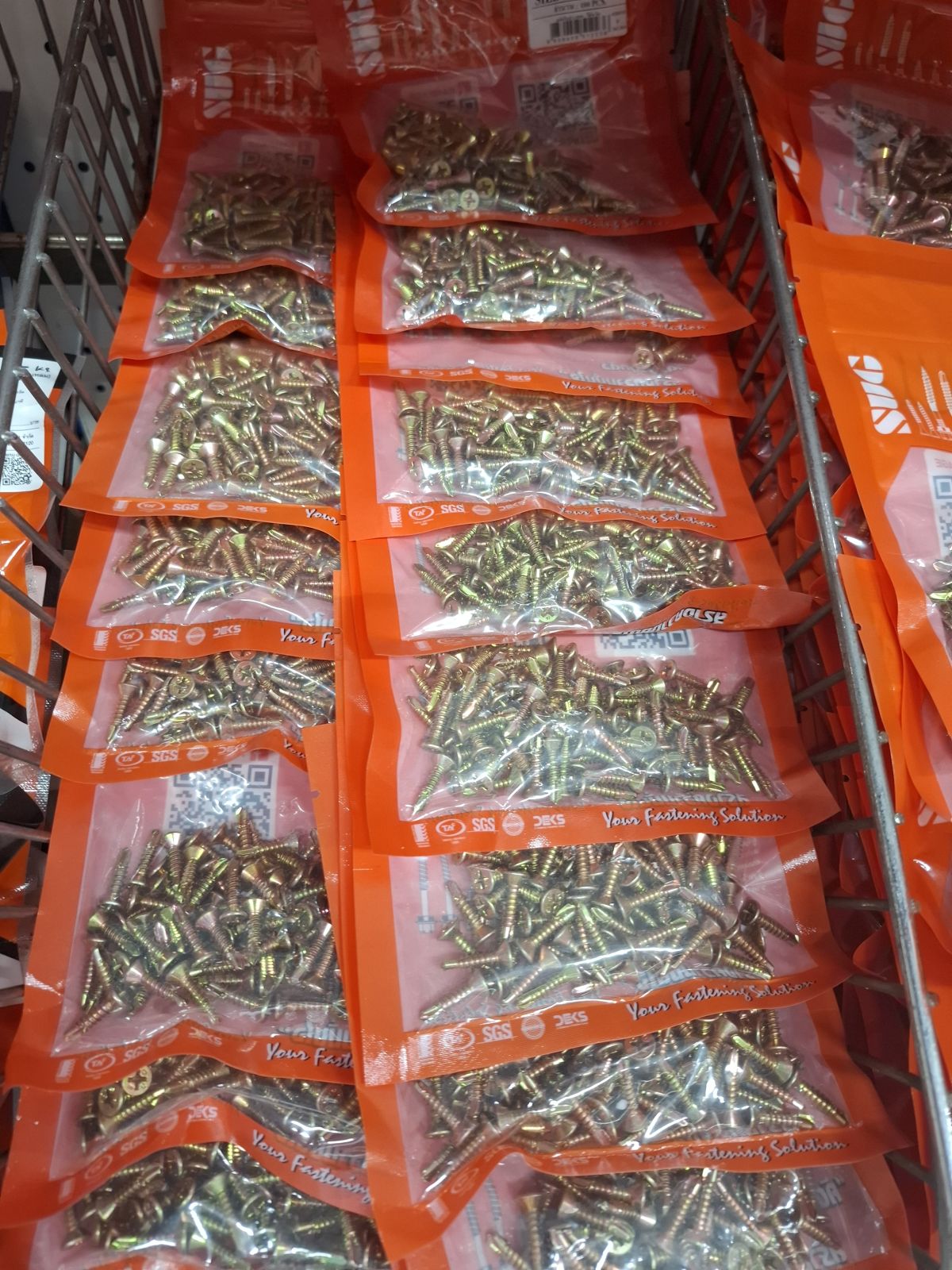 สกรูปลายสว่าน SUG #8*3/4" F.H (100 ตัว)