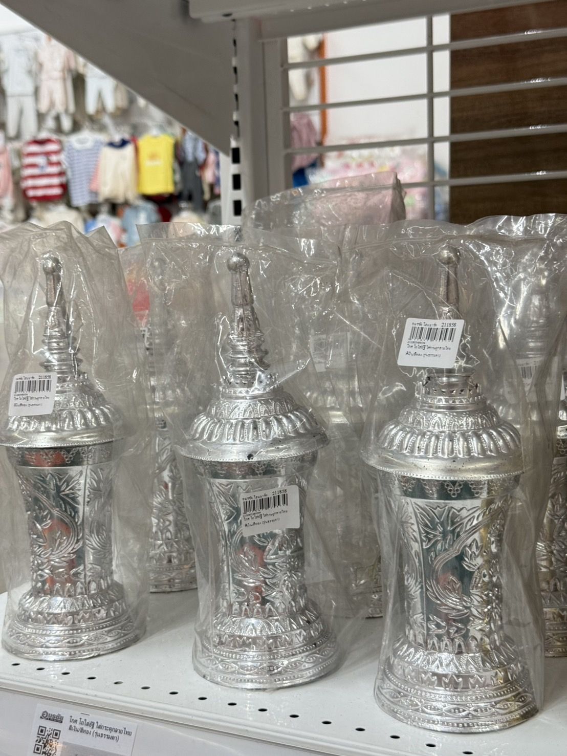 โกศ โถใส่อัฐิ ใส่กระดูกลายไทย สีเงิน/สีทอง (รุ่นธรรมดา)