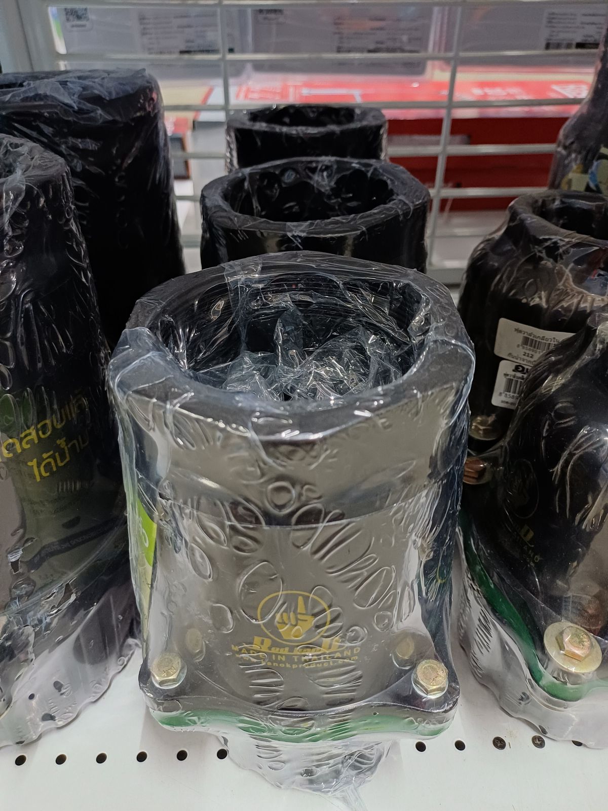 ฟุตวาล์วเกลียวใน สีดำ  3"ลิ้น   213