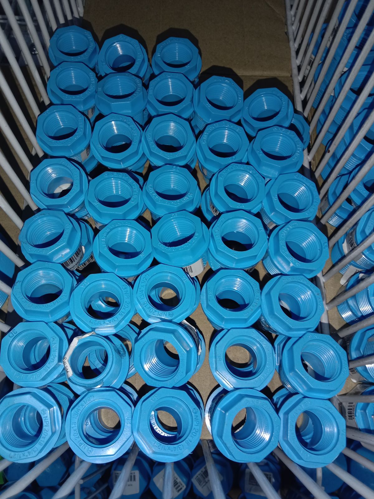 ข้อต่อลดเหลี่ยม หนา 3/4"-1/2" PVC (SCG)