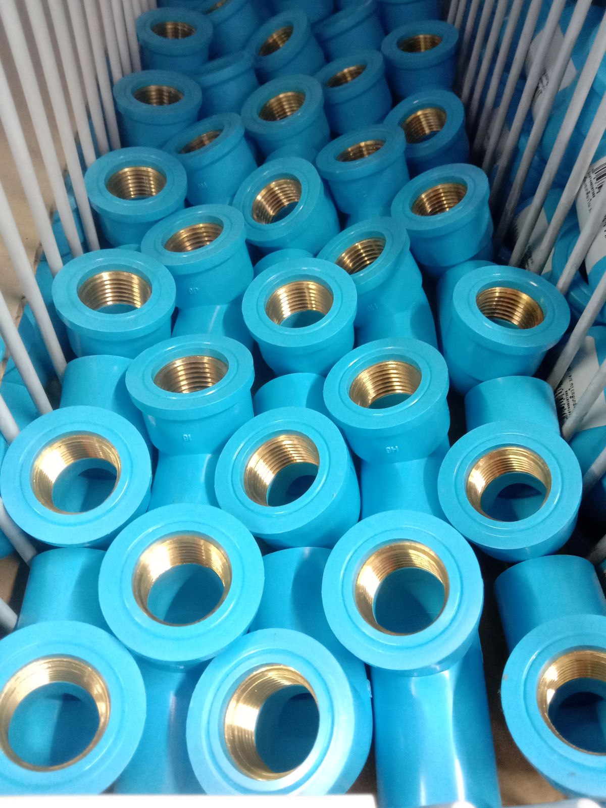 ข้องอเกลียวในทองเหลือง1/2 (SCG)