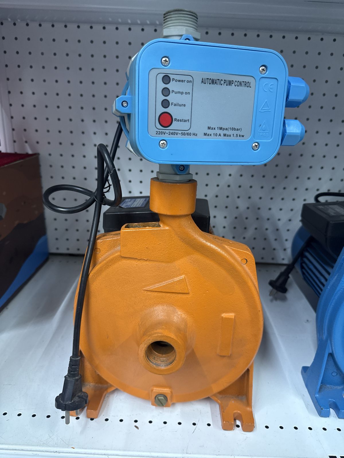 ปั๊มหอยโข่ง  Magnum  CPW-200 2*2"/2HP/1500W/10A/1.5Kw/10BAR/สีส้ม