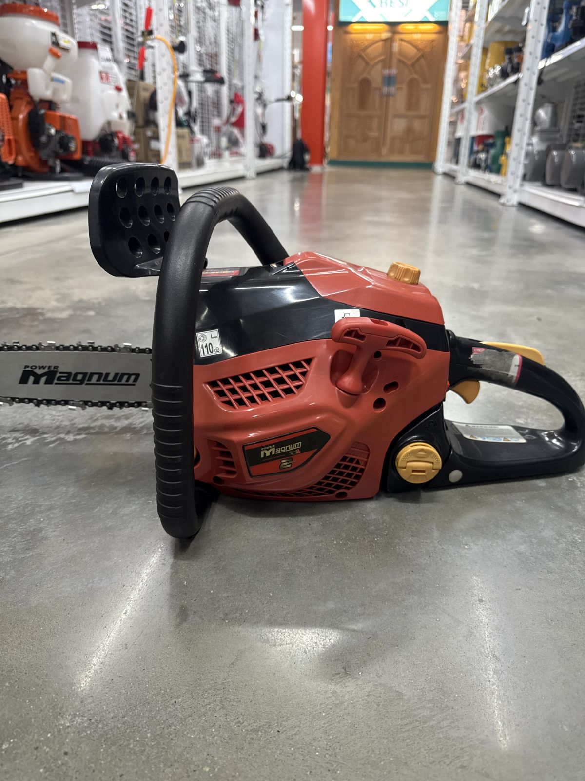 เครื่องเลื่อยโซ่ยนต์ POWER MAGNUM G1 ดำแดง (0.45HP) บาร์ 11.5"