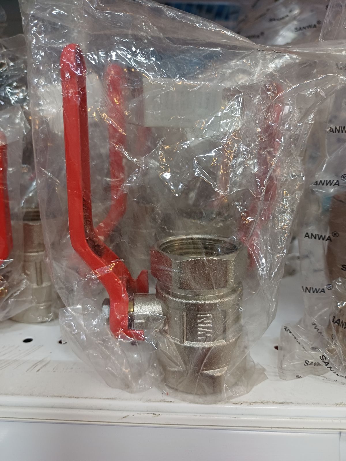 ประตูน้ำ 1" บอลวาล์ว ก้านแดง