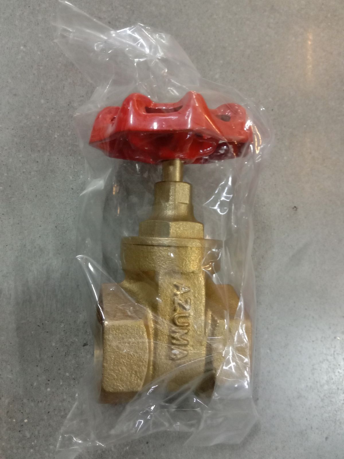 ประตูน้ำ 1" ทองเหลือง พวงมาลัย