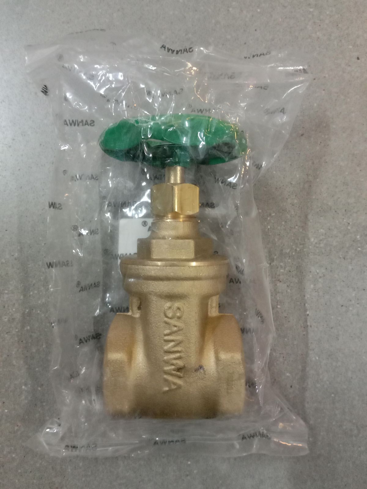 ประตูน้ำ 1" ทองเหลือง พวงมาลัย SANWA