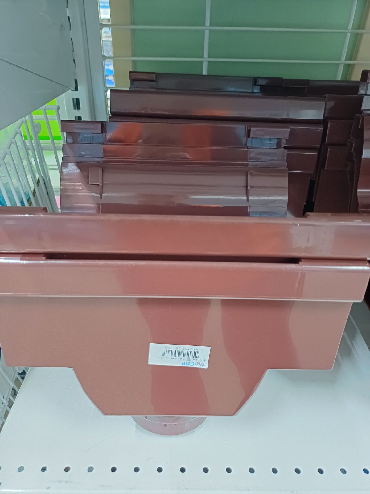 ตัวต่อน้ำลง รางน้ำฝนวีจี เฟิร์ส R2 สีน้ำตาลแดง