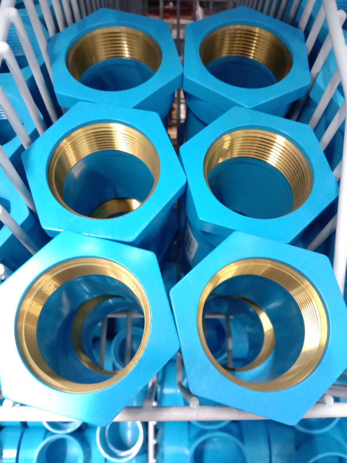 ต่อตรงเกลียวในทองเหลือง 1.1/2" (SCG)