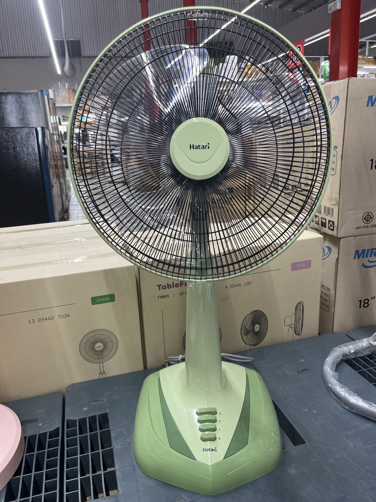 พัดลมสไลด์ Hatari 18"S18M1/M2/C1