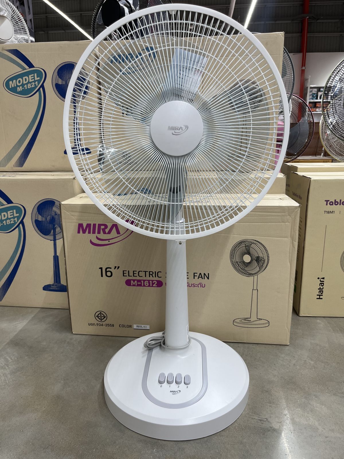พัดลมปรับระดับ 16" MIRA M-1612