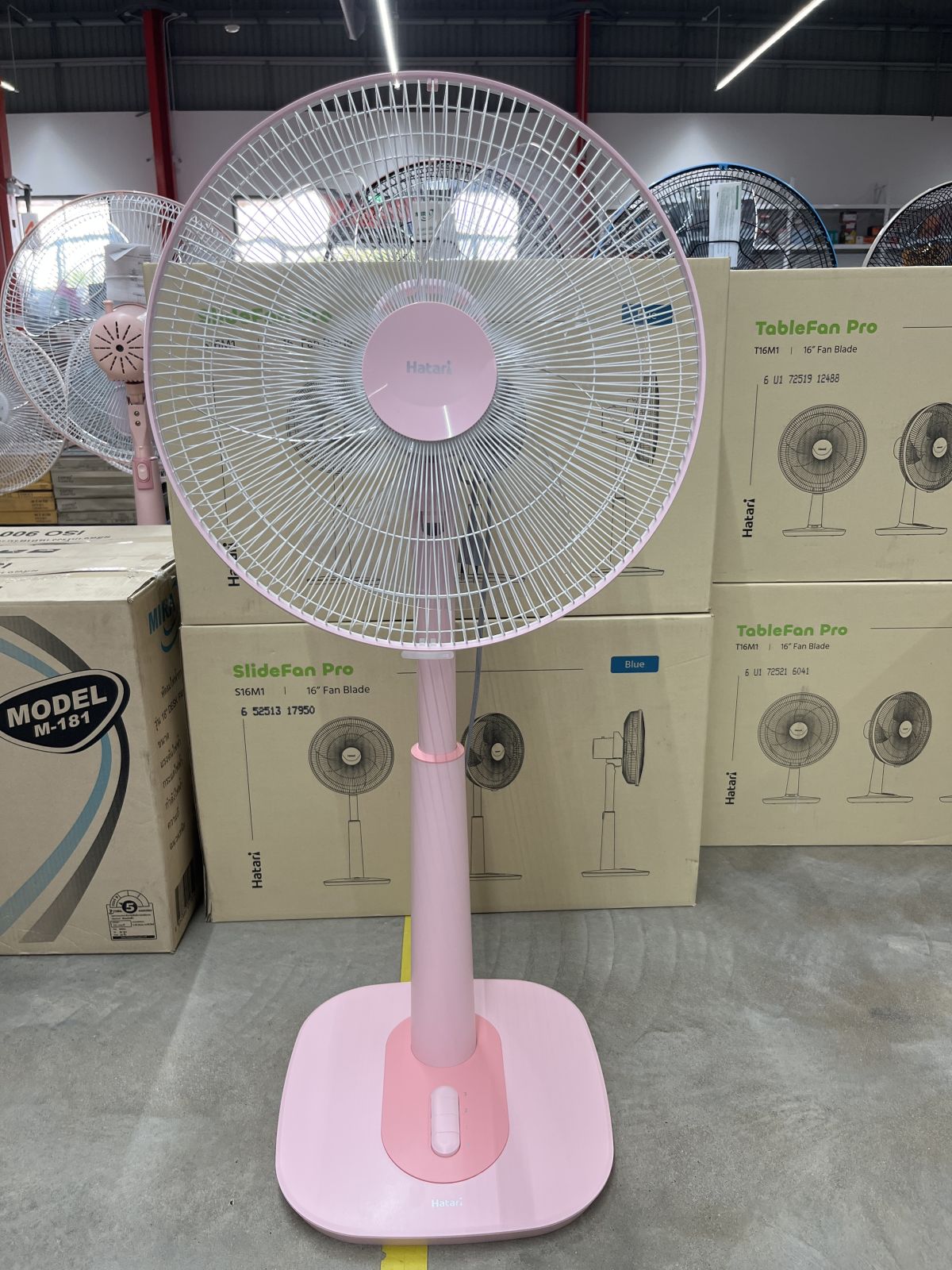 พัดลมสไลด์ Hatari 16" S16M1