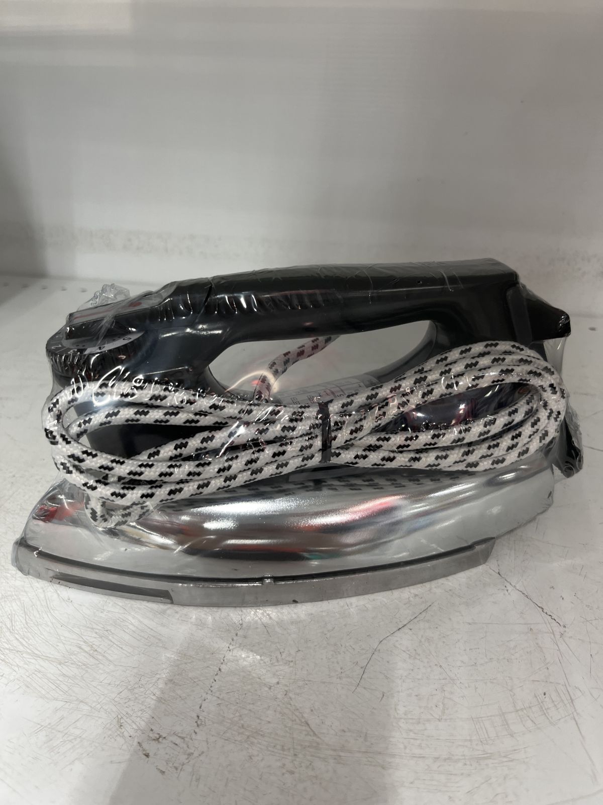 เตารีด First International รุ่น A-099