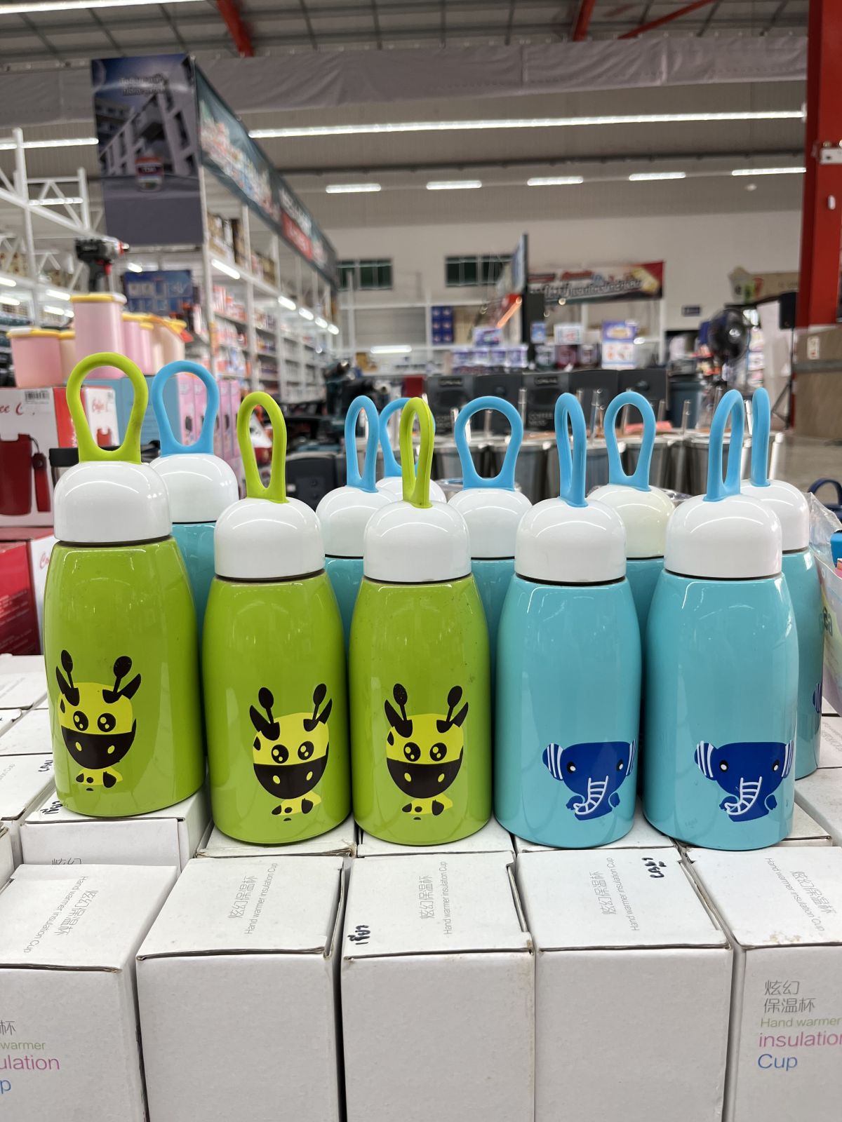 กระบอกน้ำลายสัตว์ ขนาด 350 ml. (คละลาย)