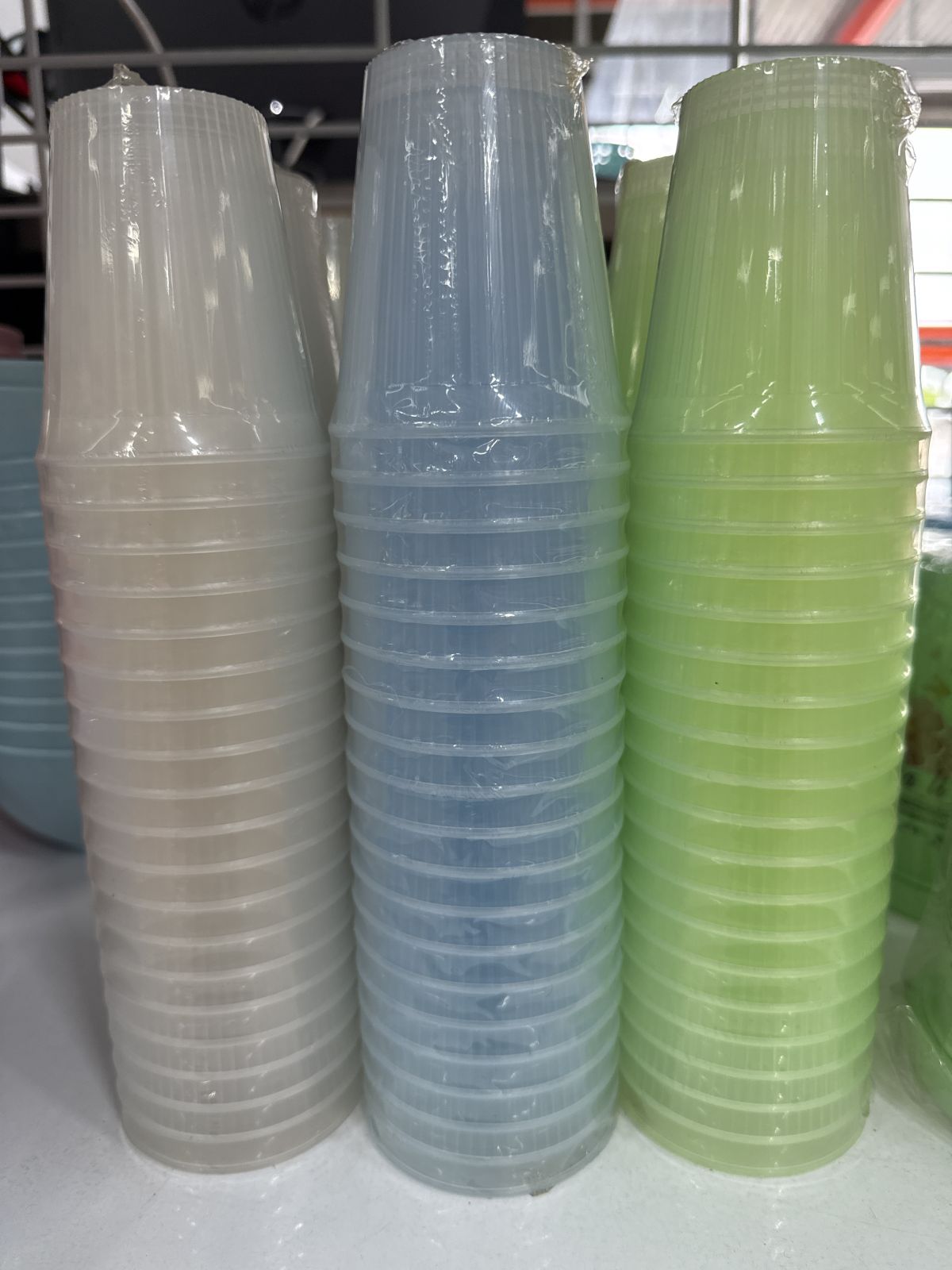 แก้วน้ำ ขนาด 7 oz. 20 ใบ/ชุด (คละสี)